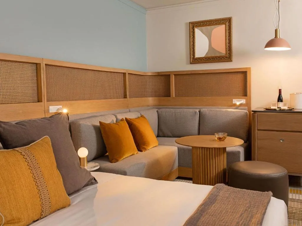Superior King Room with Cityview