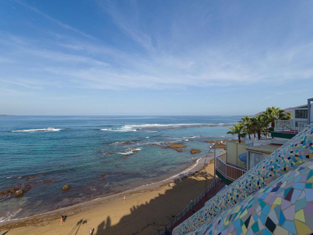 A few steps from Paradise