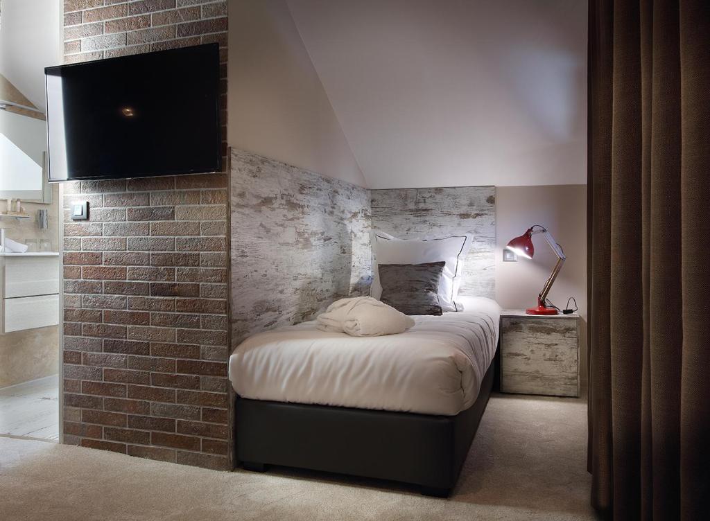 Hotel Le Tremplin - Deluxe Quadruple Room
