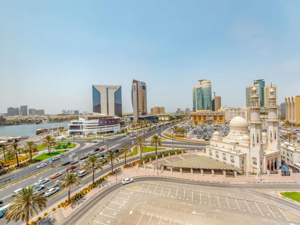 Mövenpick Dubai Creek — 3