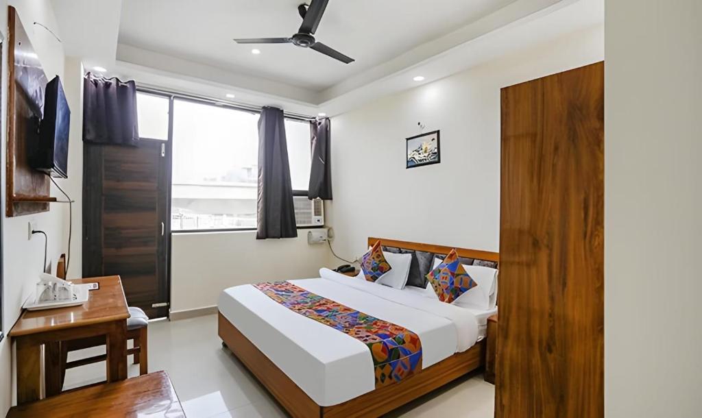 امکانات Hotel Shivaay Palace Near Airport & Aerocity - تصویر ۴