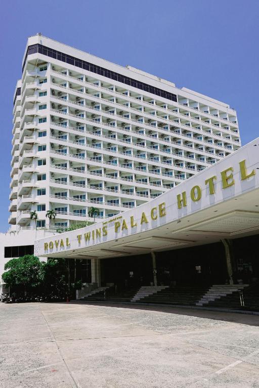 Royal Twins Palace Hotel در پاتایا