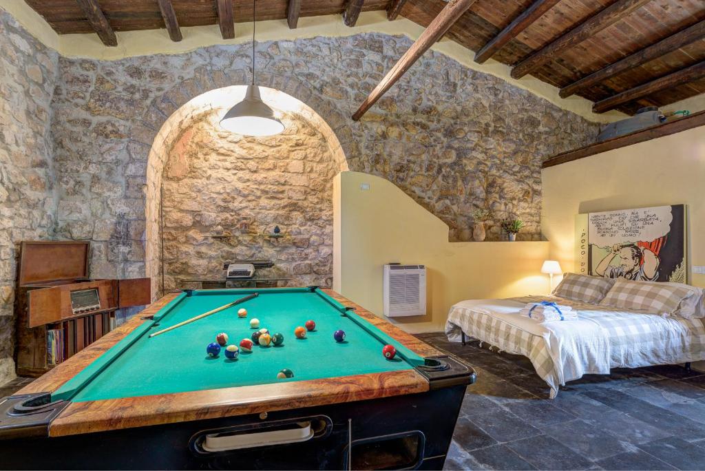 Biliár nebo kulečník v ubytování B&B Vico Manenti