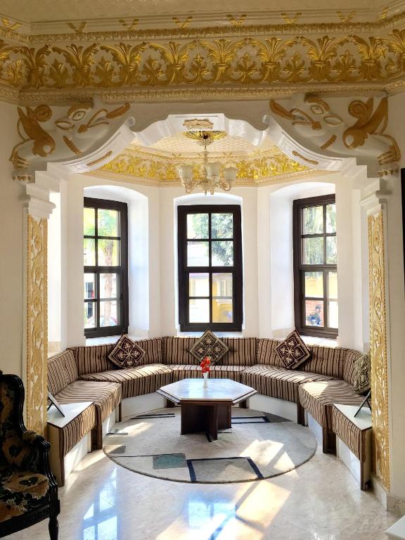 Posezení v ubytování Maya Manor Boutique Hotel by KGH Group