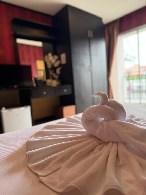 Sereneburi Patong Hotel در پوکت