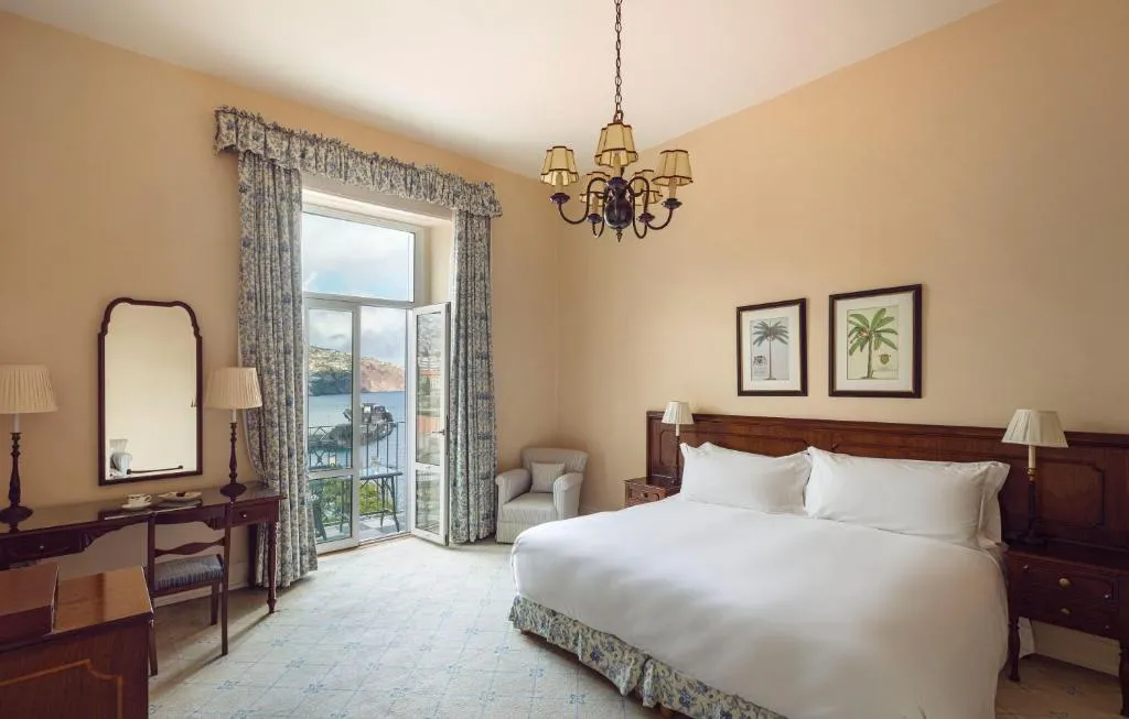 Deluxe Double Room with Sea View