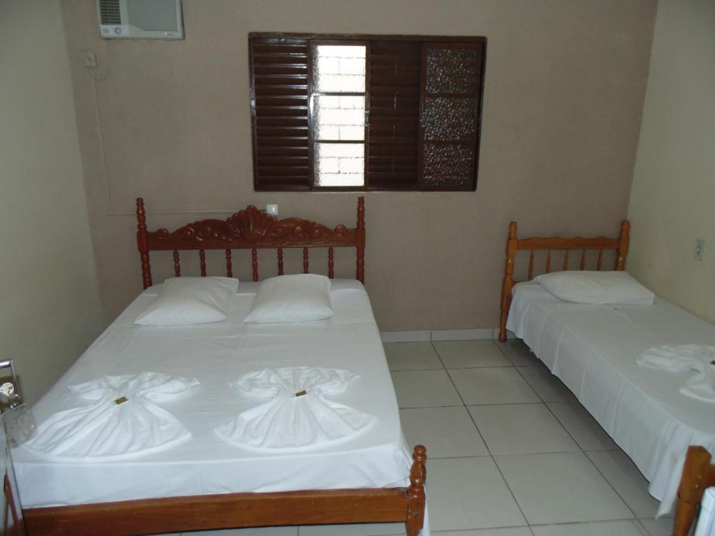 Avenida Hotel