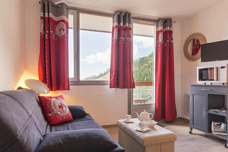 Résidence Boedette A - Appartement rénové · Départ et retour skis aux pieds · Balcon vue montagnes MAE-1114