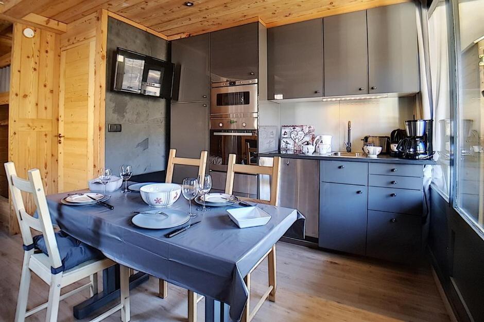 Résidence Gentianes - Studio rénové · Au pieds des pistes · Balcon MAE-1194
