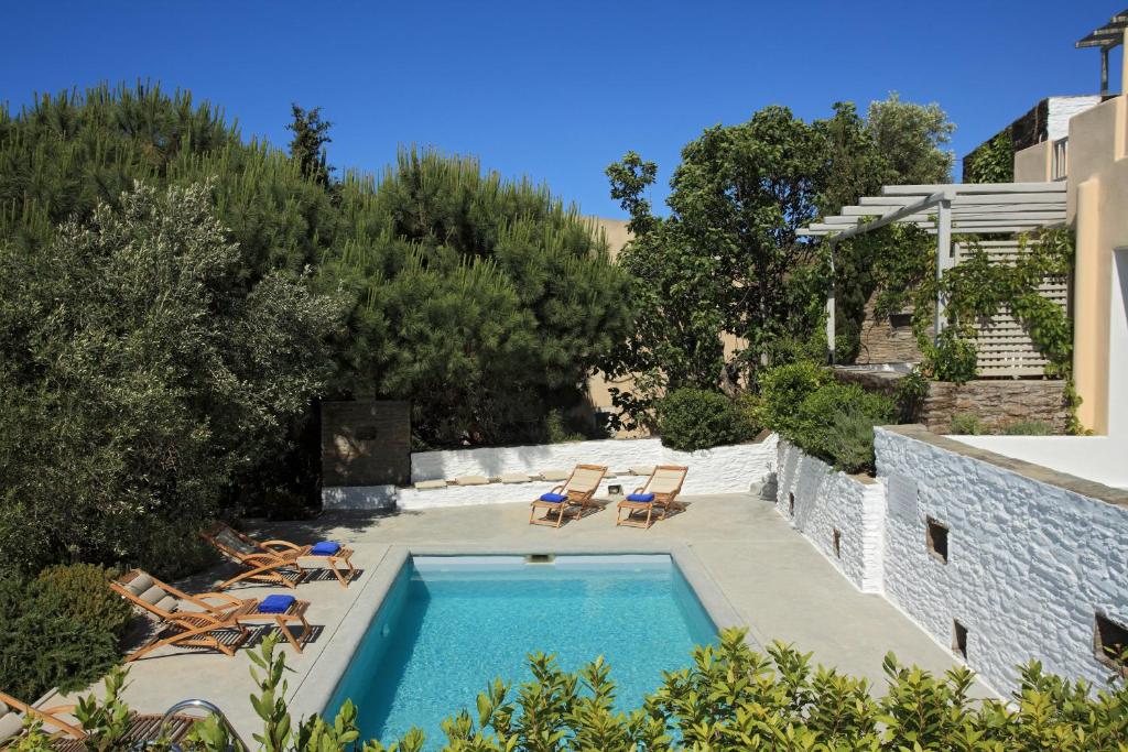 Bazén v ubytování Kea Village Suites & Villas nebo v jeho okolí