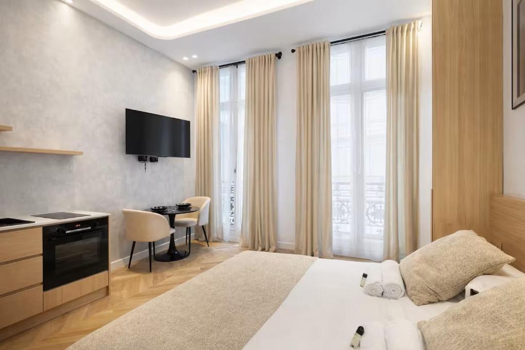 parisian stay champs elysees