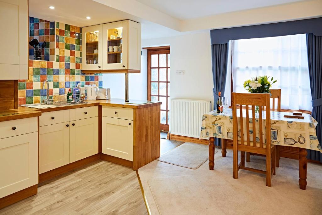 Bovisand Lodge Holiday Park - 