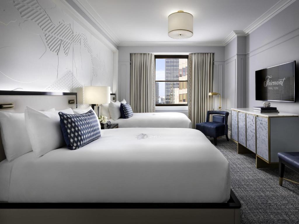 Fairmont Royal York Hotel - 
