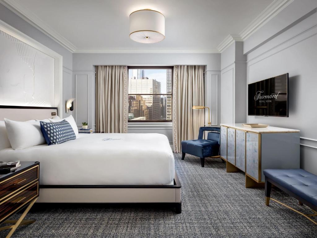 Fairmont Royal York Hotel - 