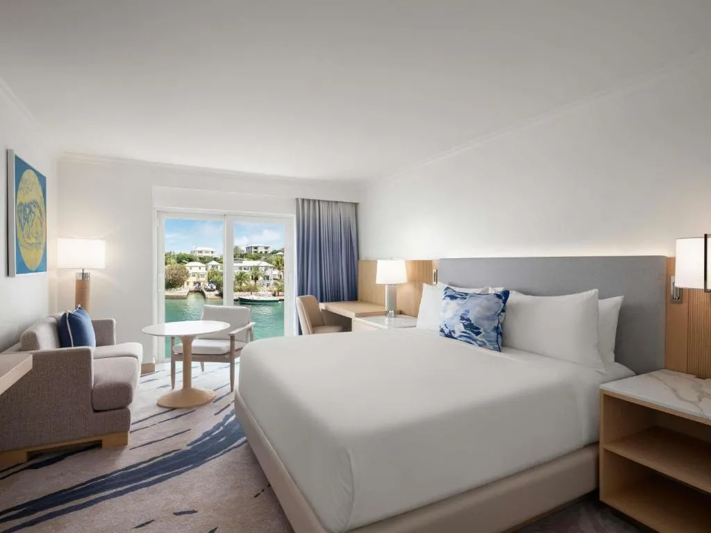 Fairmont Luxury King Room with Bay View