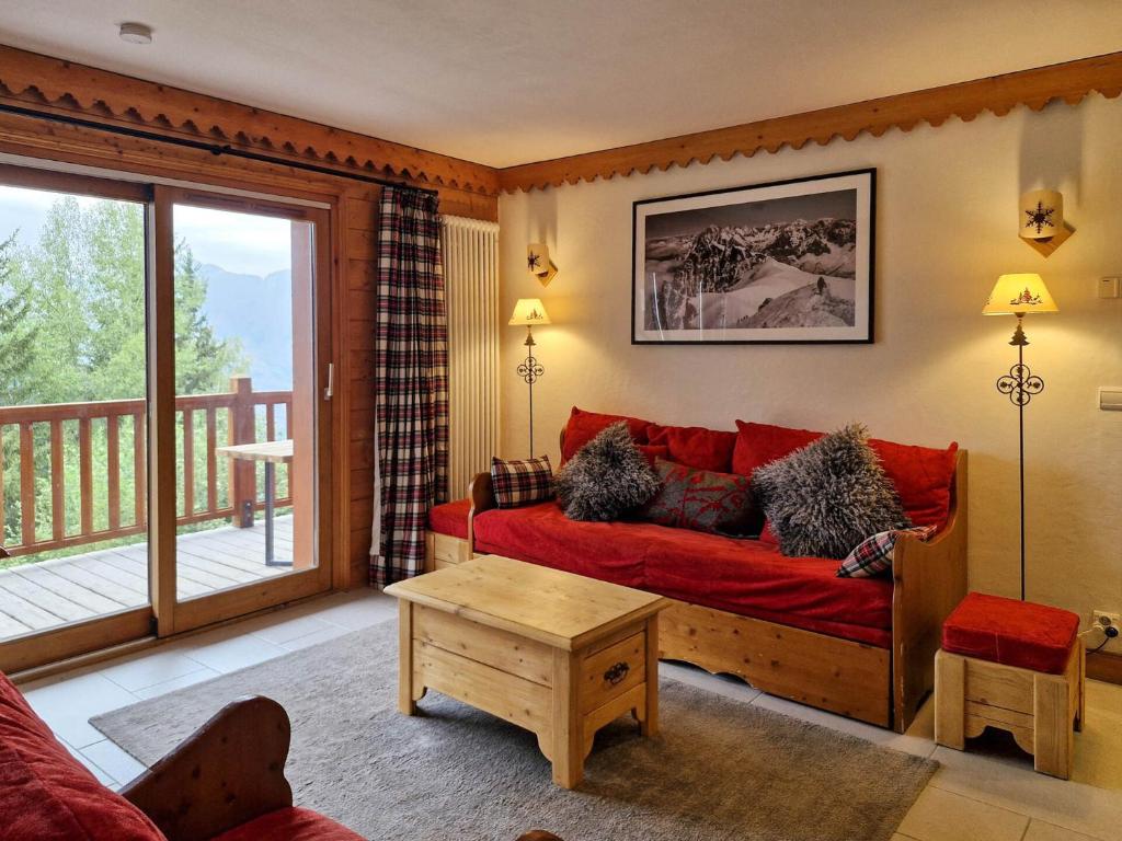 Résidence Roselend - Grand 4 pièces offrant de belles surfaces situé dans une résidence au village du chantel ,proche des pistes et avec piscine MAE-8204
