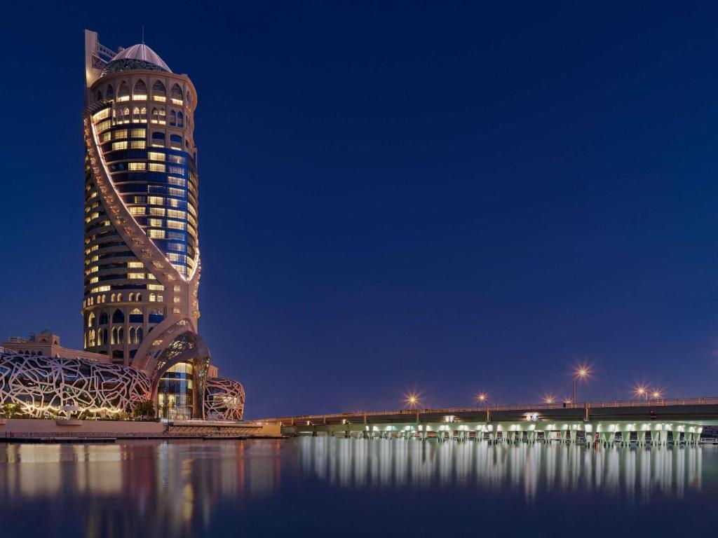 فضای داخلی Mondrian Doha در دوحه - تصویر ۳
