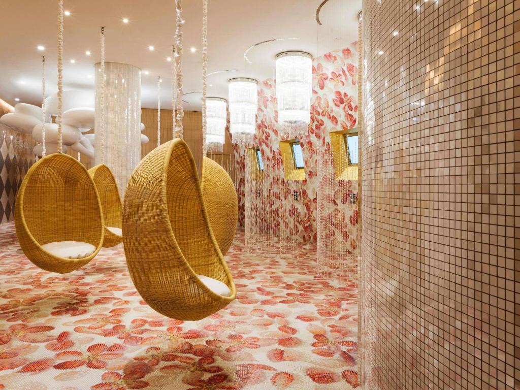 لابی و فضای عمومی Mondrian Doha - تصویر ۵