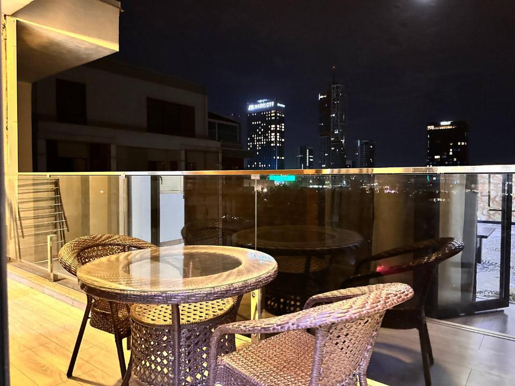 تصویر اتاق‌های SRS Luxury apartment at Tashkent city - تصویر ۲