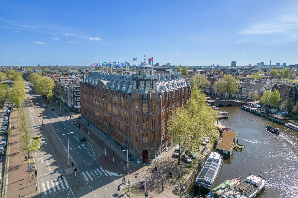 Grand Hotel Amrâth Amsterdam - Housity