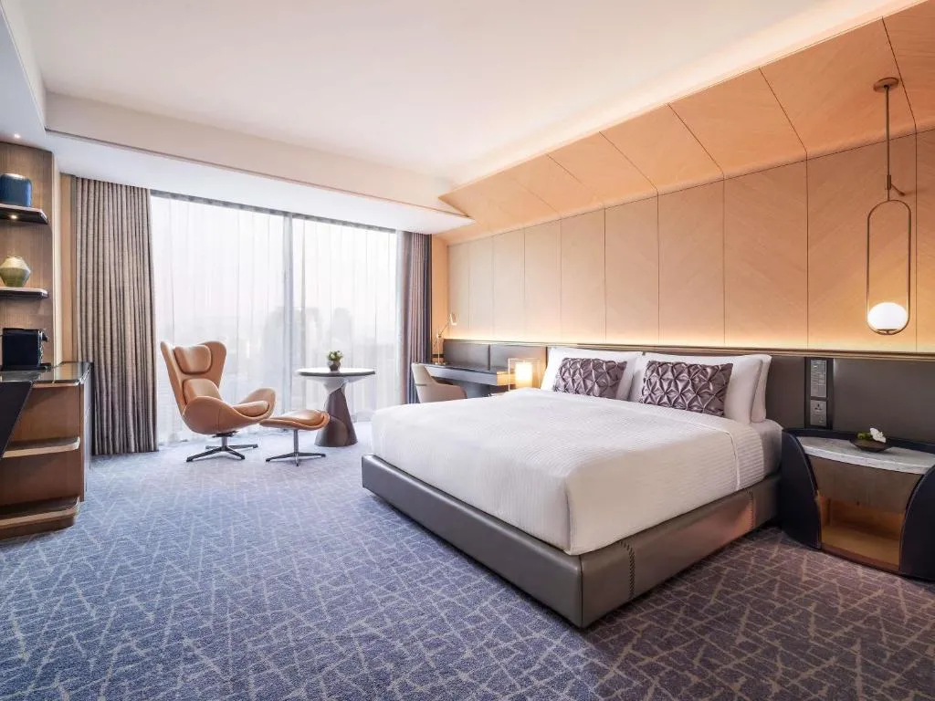 Fairmont King Room