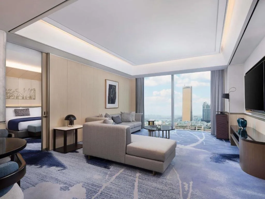 Two-Bedroom Premier King Suite