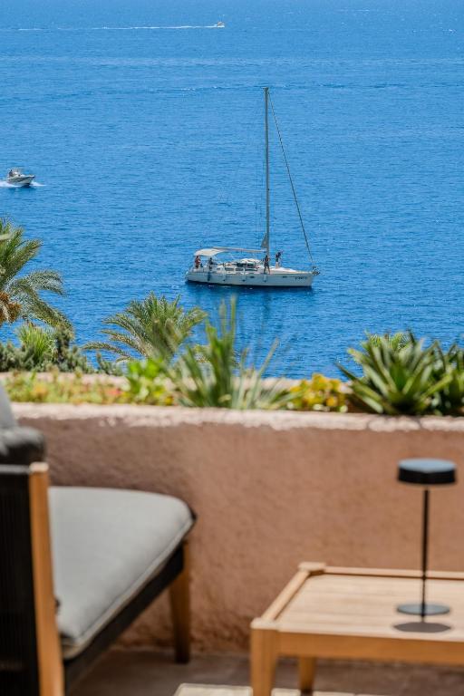 LE GRAND LARGE - Bord de mer- ANTHEOR