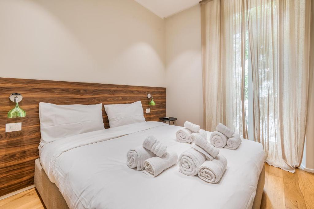 Arena Signature Suite - La Vista Apartments