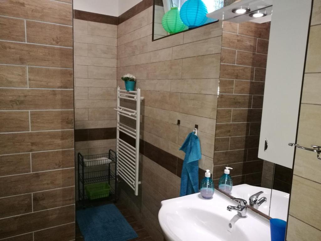 Kúpeľňa v ubytovaní Smeraldo Villa