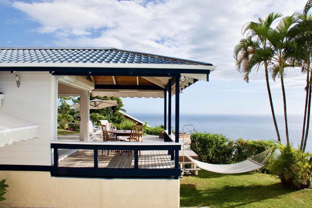 Villa Tiare Punaauia Piscine Vue panoramique Moorea 4 chambres - photo 4 - Tahiti, Polynésie