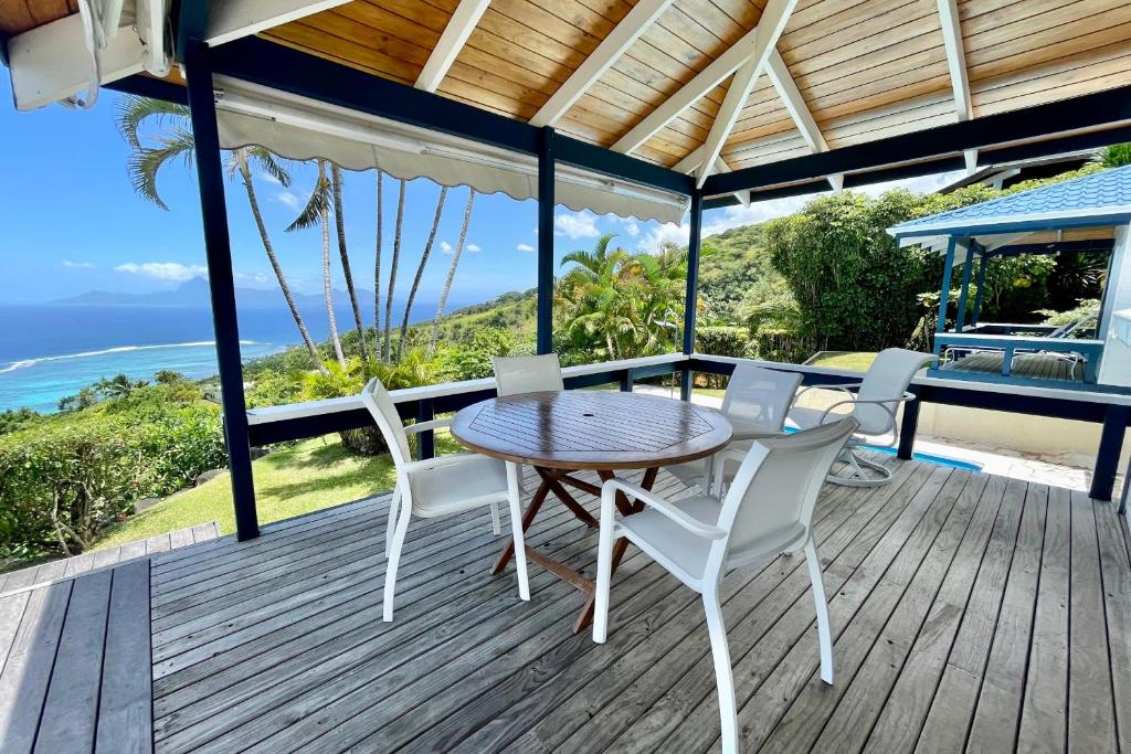 Villa Tiare Punaauia Piscine Vue panoramique Moorea 4 chambres - photo 9 - Tahiti, Polynésie