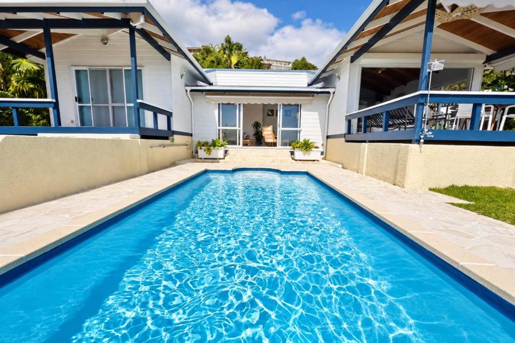 Villa Tiare Punaauia Piscine Vue panoramique Moorea 4 chambres - photo 5 - Tahiti, Polynésie