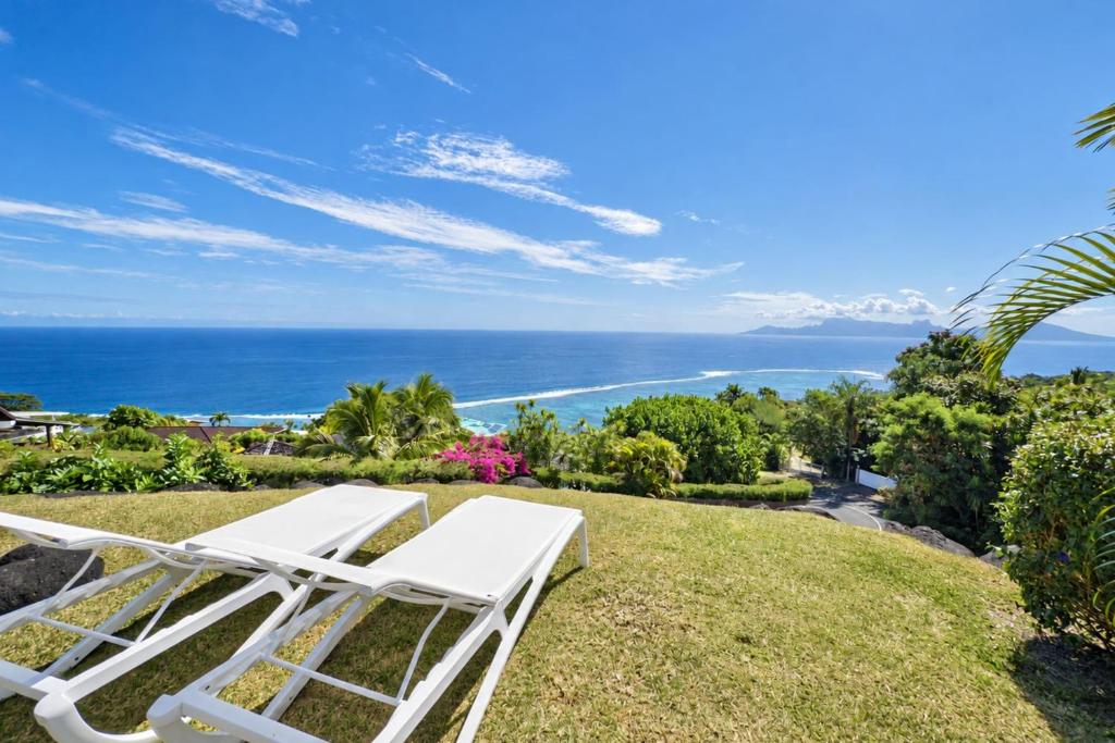 Villa Tiare Punaauia Piscine Vue panoramique Moorea 4 chambres - photo 2 - Tahiti, Polynésie