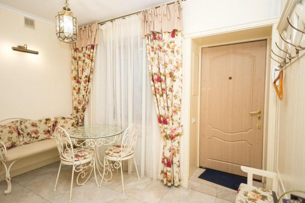 20 Deribasivska 2-bedrooms Apartment фото 4
