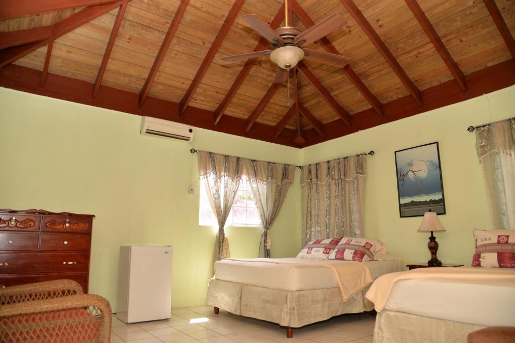 Postel nebo postele na pokoji v ubytování Castlevue B&B