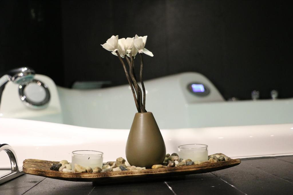 Al Joon Aparthotel - Suite De Lujo Con Baño De Spa