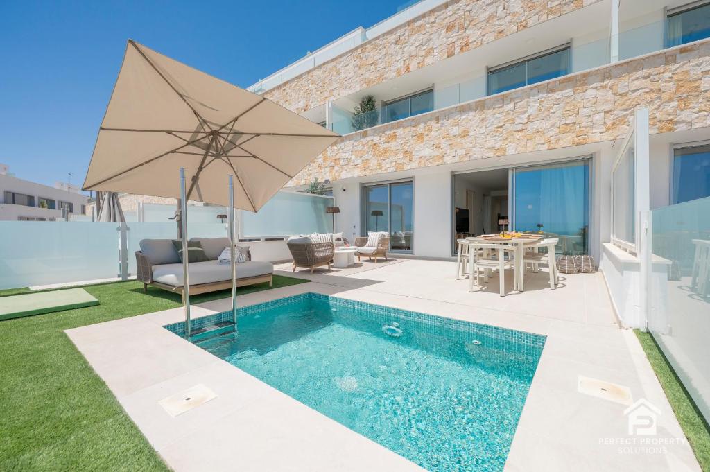 Casa Renata - Private Pool, Terrace and Sea Views