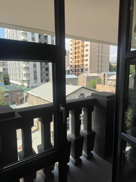 فضای داخلی Yerevan-Center در ایروان - تصویر ۳