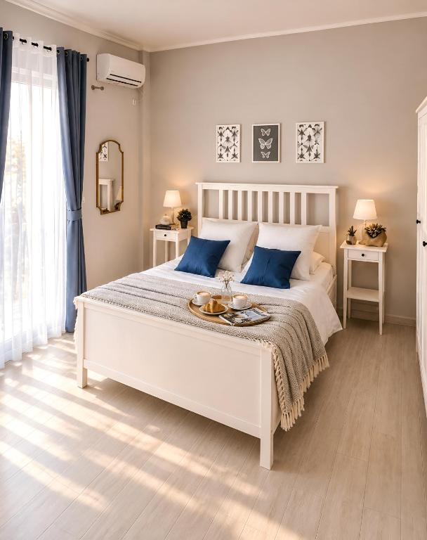 Centro Acropolis Suite by HC