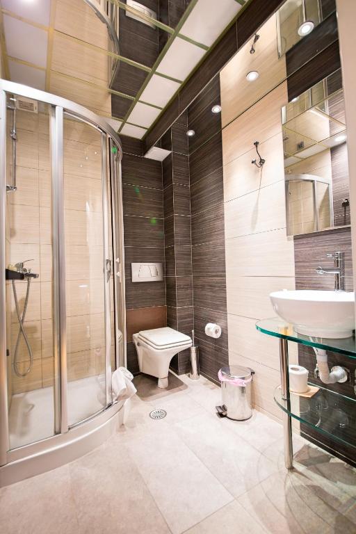 Kúpeľňa v ubytovaní Comfy Boutique Hotel