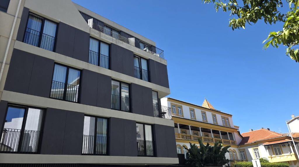 A Proa do Moliceiro NB LIFE - Prime MAIN Avenue