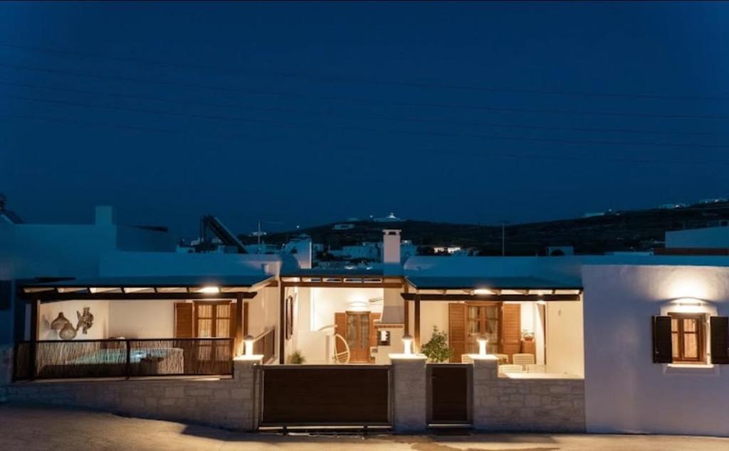 LOFTS the summer village apartments in Naousa
