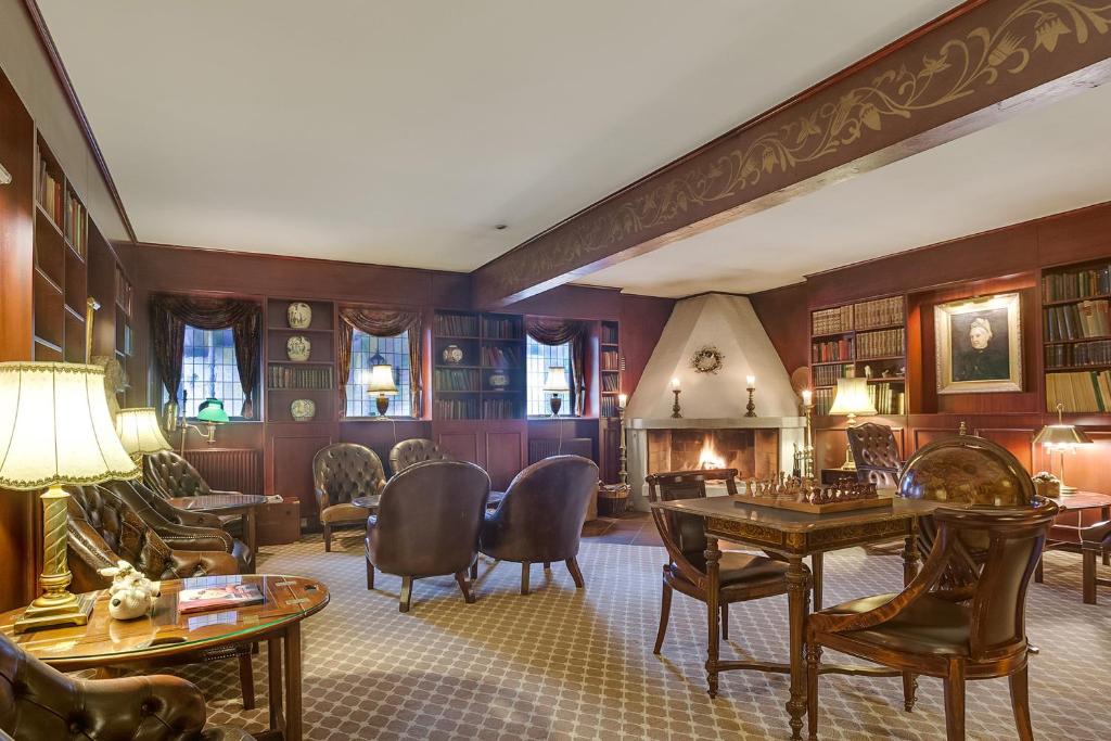 Posezení v ubytování Hotel Kryb I Ly Kro