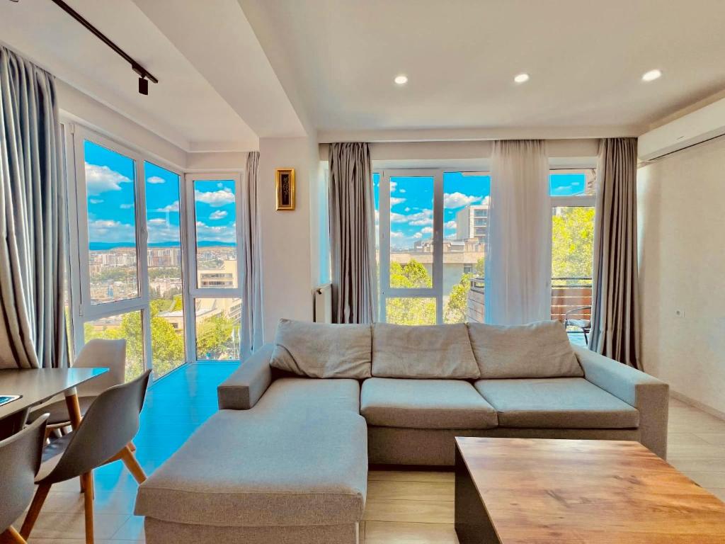 Sunny Panorama Apartment Central Tbilisi در تفلیس