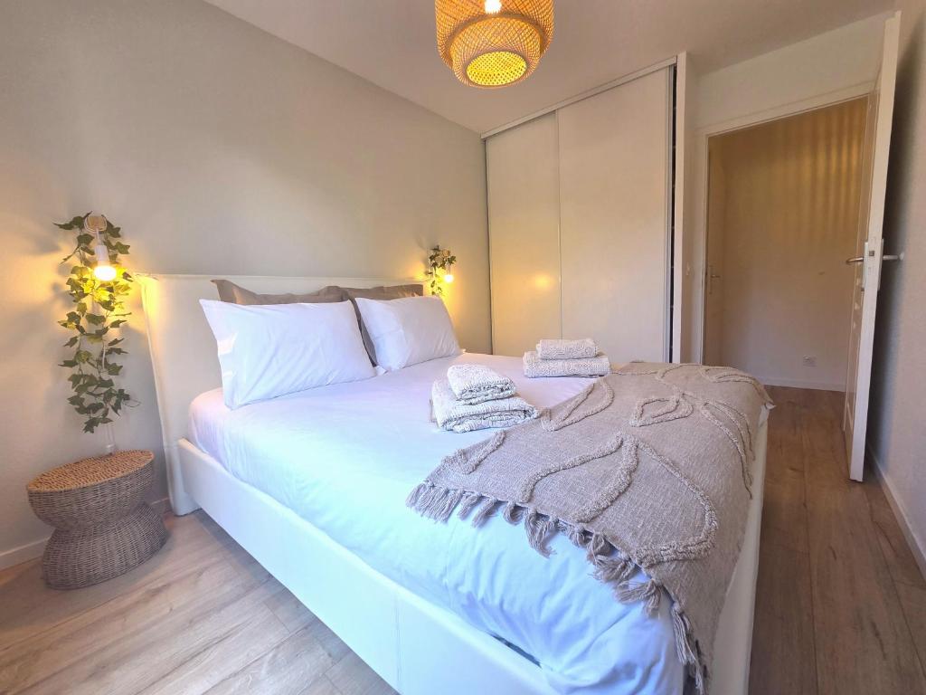 Le Cocon du Koenigsbourg Colmar Parking – Foto 7
