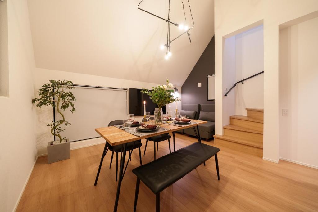 Shinjuku Yotsuya PRIME - New Entire House 1 min to Station