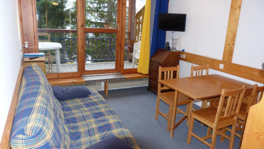 Résidence Aiguille Grive Bat Iii - Appartement 2 pièces 6 personnes en duplex, skis aux pieds, dans le village de Charmettoger à Arc 1800 MAE-1895