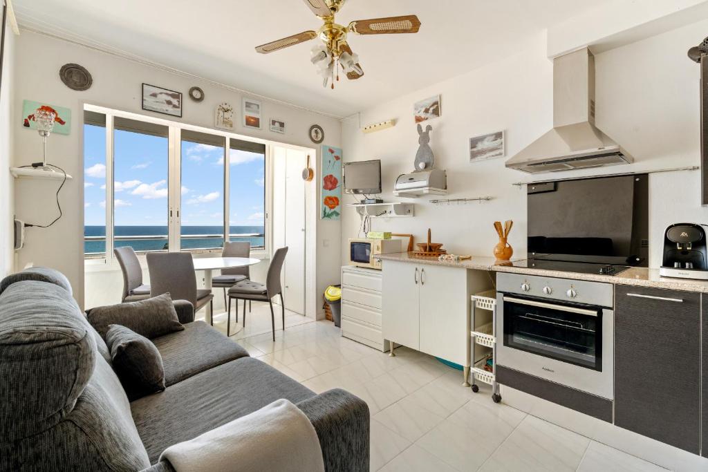 WELCS APARTAMENTO 435 EMP Frente al Mar