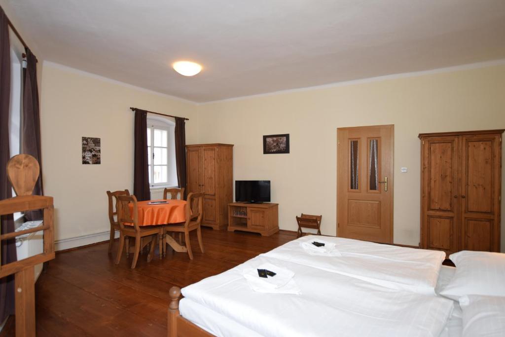 Pension Zámecká Apartmá - Castle Apartments - Resim 14