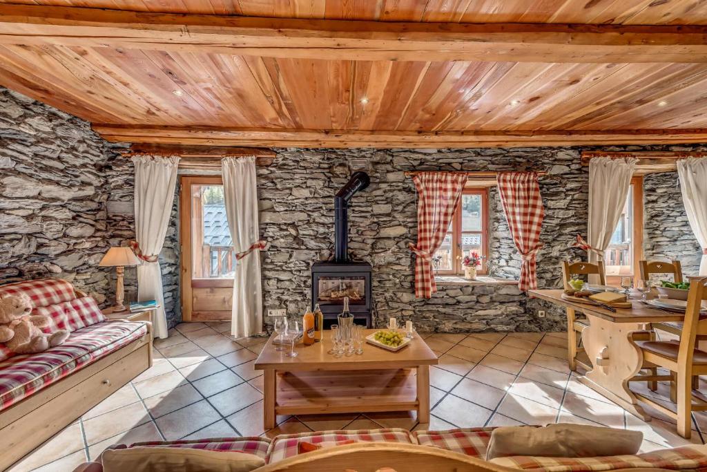 Chalet Les Champs Du Pont - LA GRANDE FERME 9 Pièces 15 pers. Appartement en chalet - 205m² MAE-6964